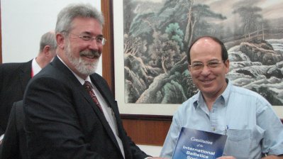 Meir Mayseless receives constitution